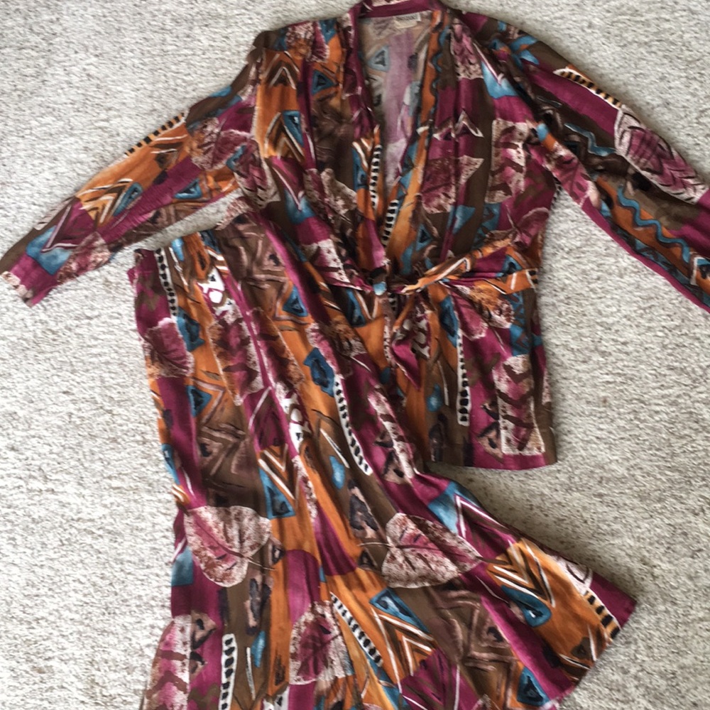 2-piece skirt outfit